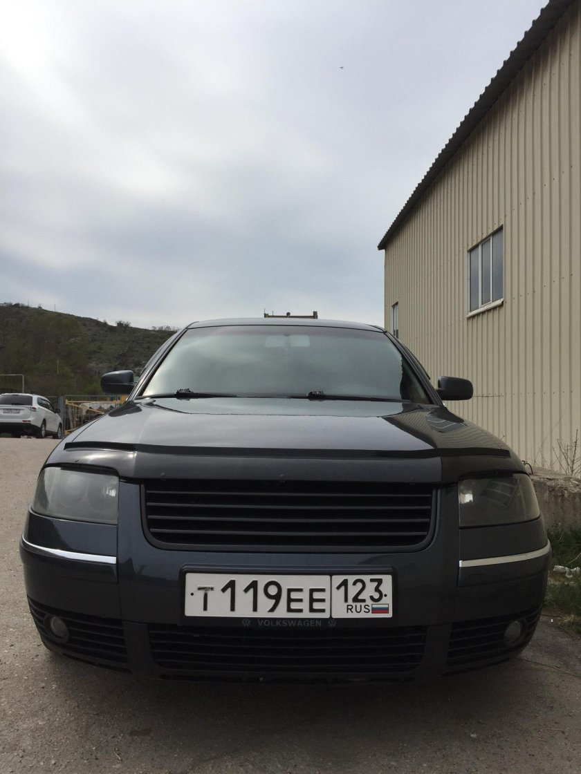 Фольксваген Пассат б5 черный