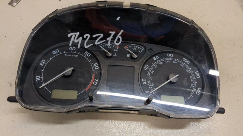 Панель приборов шкода октавия 2001 года