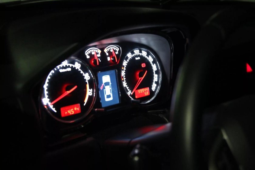 Пересвет приборной панели Шкода Октавия тур