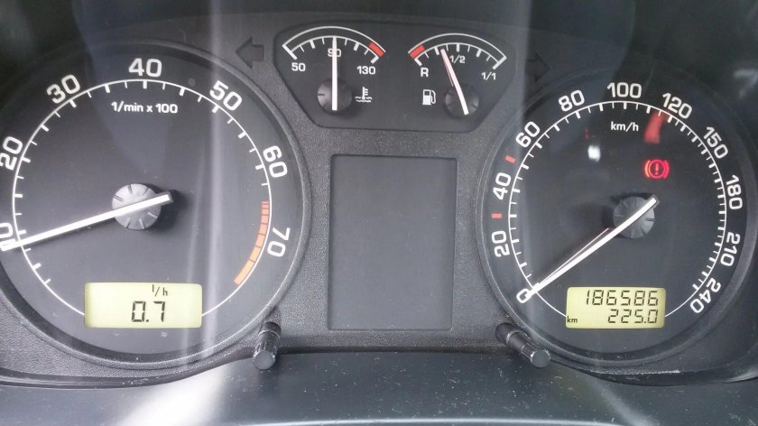 Панель приборов Шкода Октавия а4