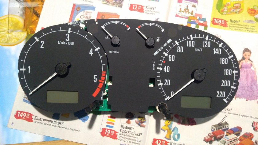 Приборная панель Шкода Октавия тур 1.4