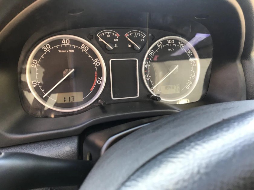 Кольца в приборную панель Шкода Октавия тур