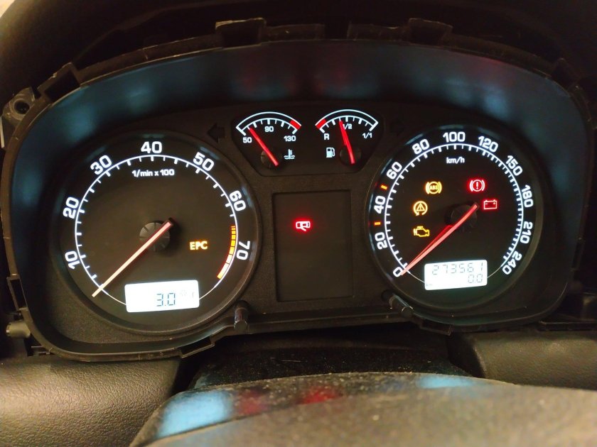 Пересвет приборной панели шкода октавия тур