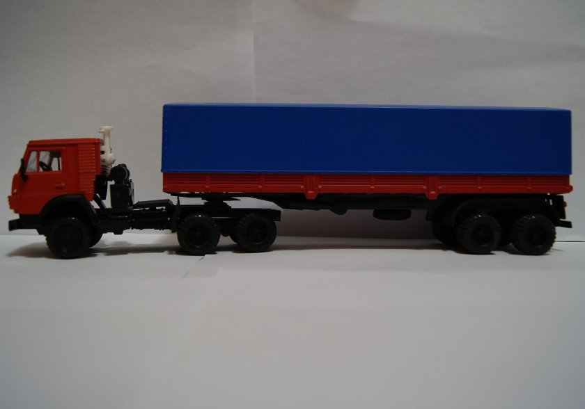 КАМАЗ 5320 бортовой с прицепом