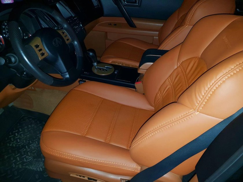 Авточехлы на Инфинити fx35