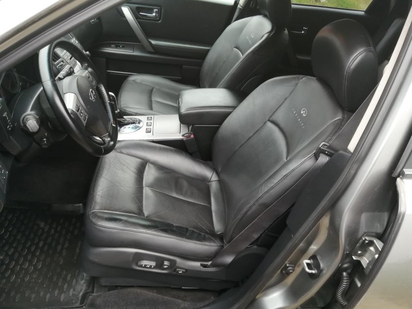 Сиденье Инфинити fx35