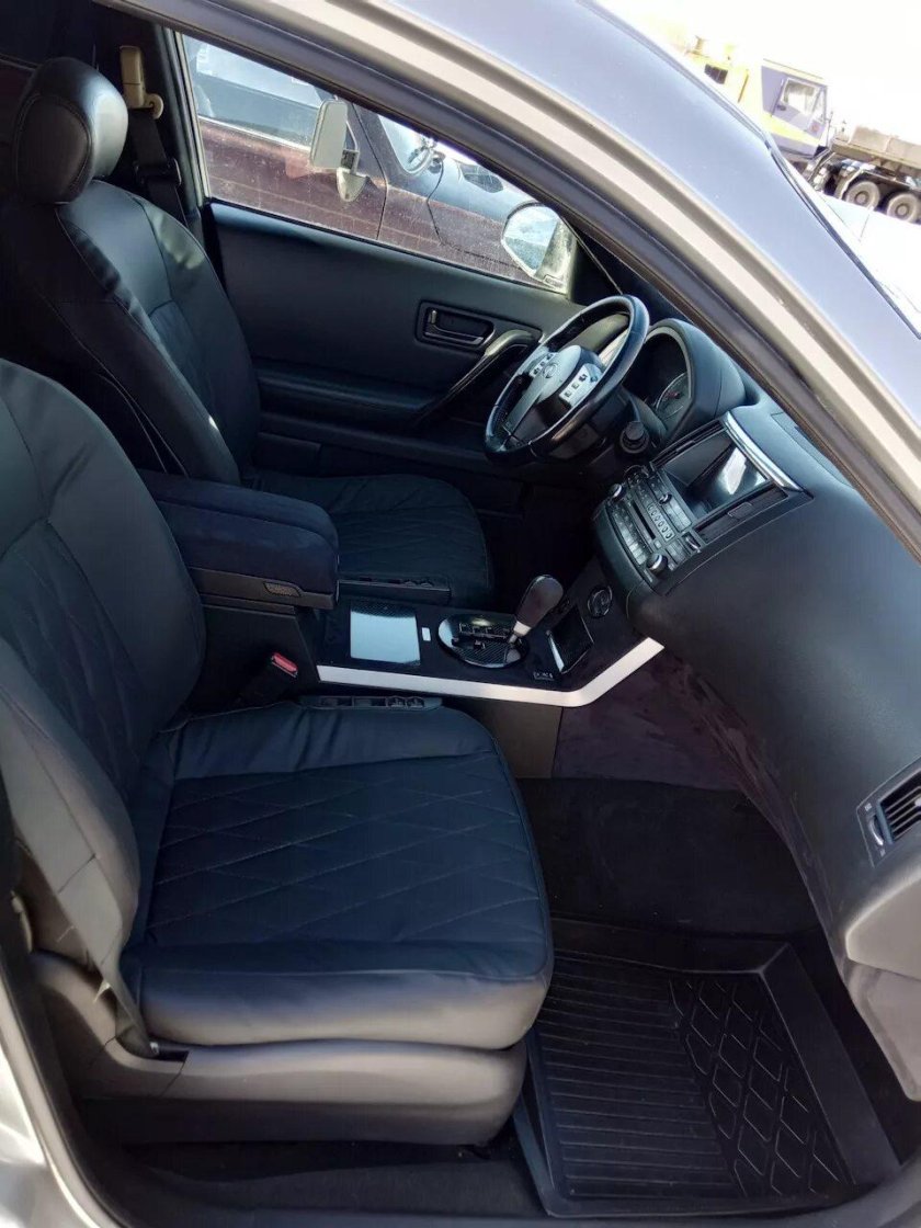 Чехлы на сидения Инфинити fx35