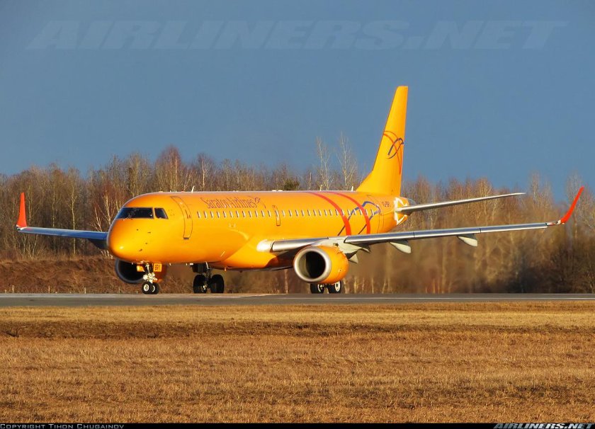 Самолет Эмбраер Саравиа