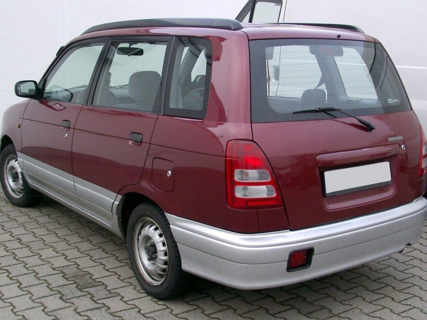 Дайхатсу гранд мув