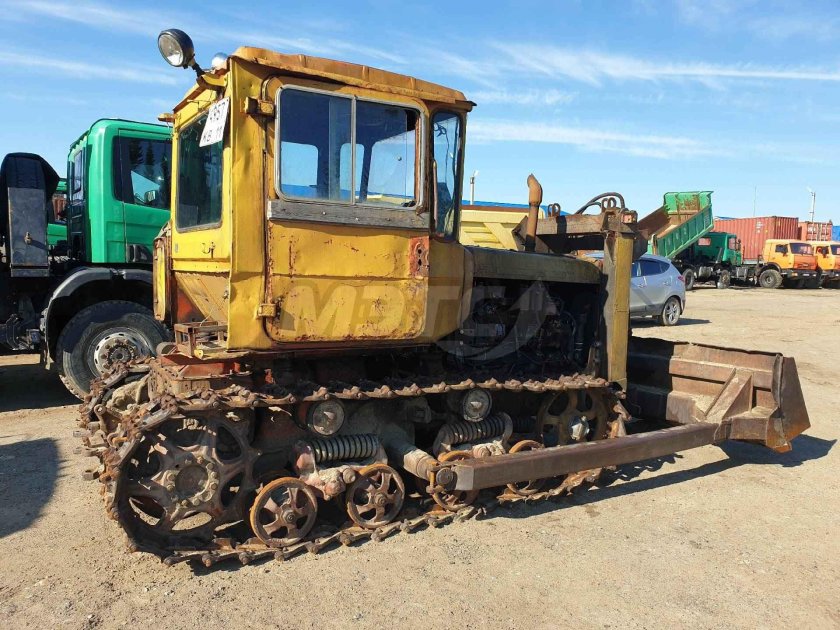 ДТ 75 бурильно-крановая машина