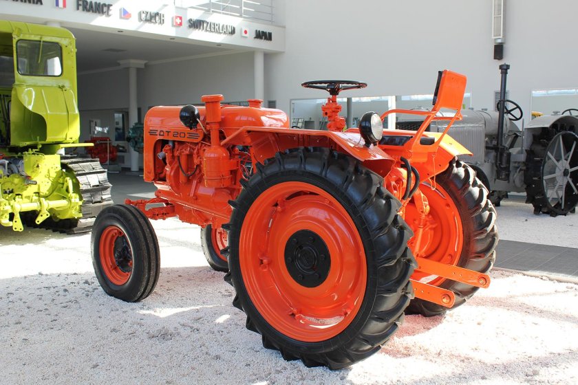 Трактор ХТЗ 7 ДТ 14 ДТ 20