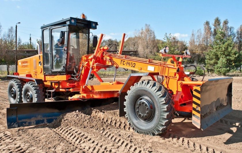 Грейдер Брянский Арсенал ГС-14.02