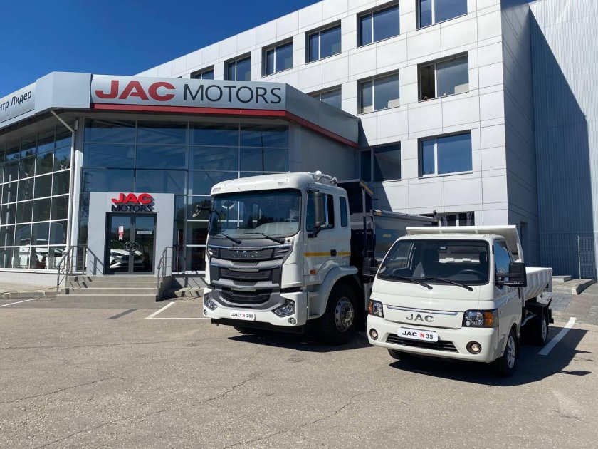 Грузовой автомобиль