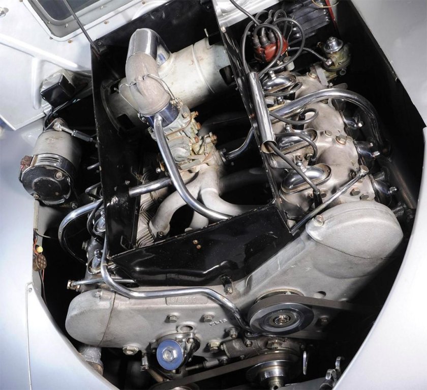 Татра 87 двигатель