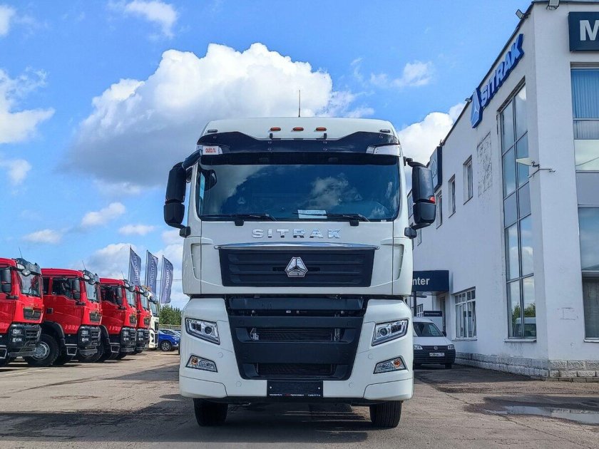 Автовоз Хендай Xcient