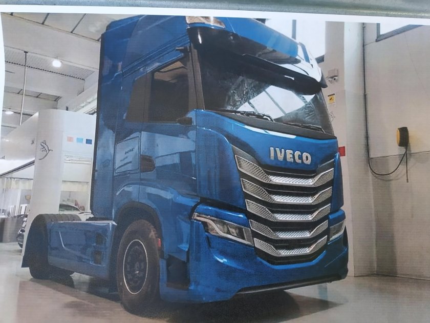 Новый тягач Ивеко 2022
