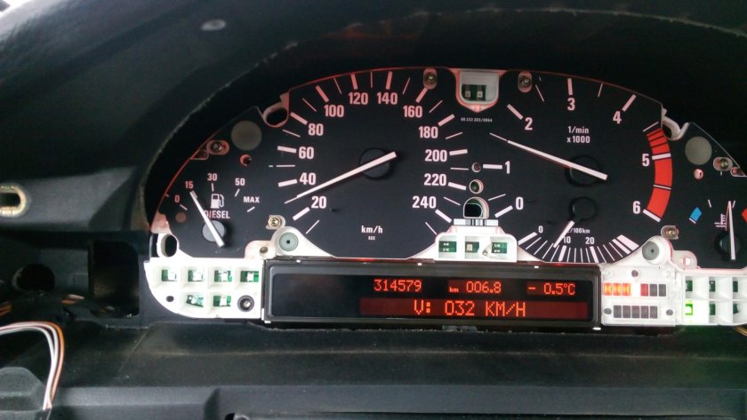 Бмв е39 панель приборов дорестайл