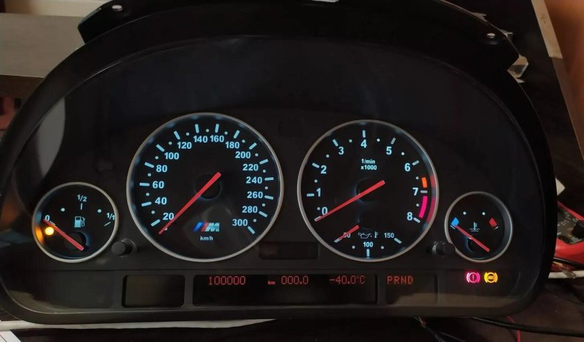 Приборная панель м5 е39