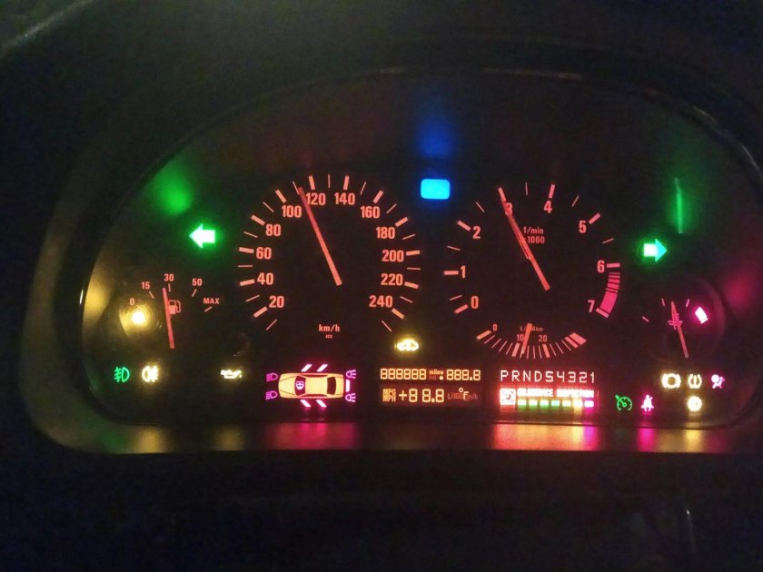 Приборная панель БМВ е39 дорестайл