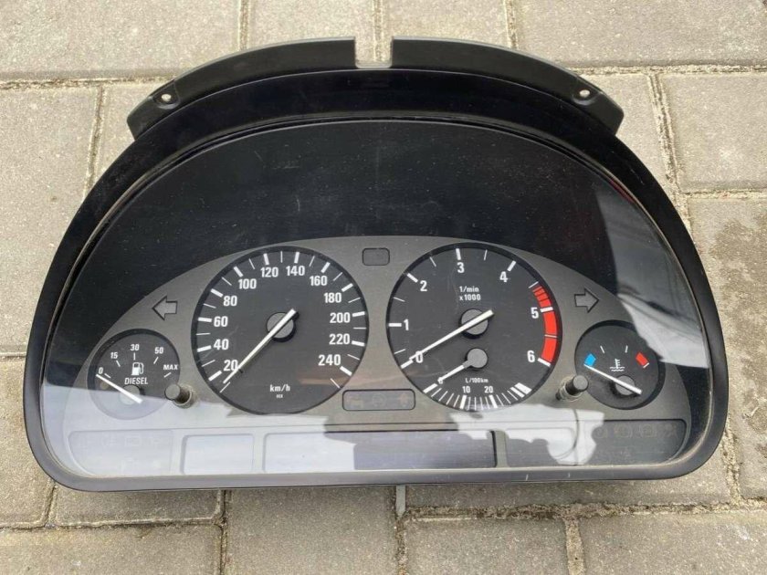 17118666840 BMW щиток л