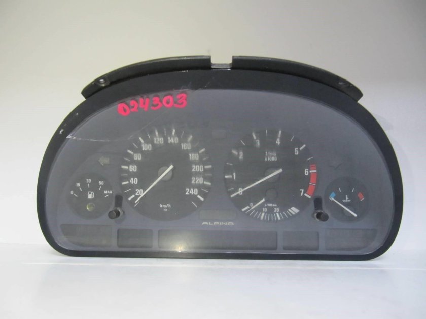 Щиток приборов БМВ е39