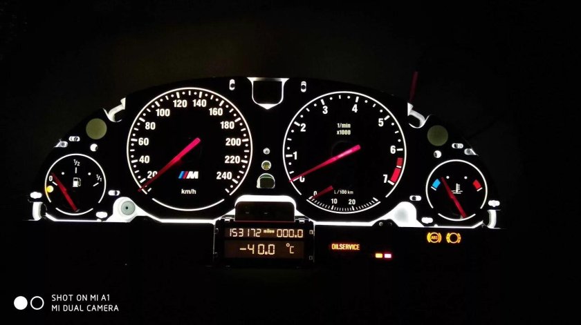 Приборная панель e39