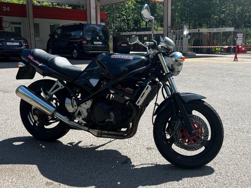 Suzuki bandit gsf 400