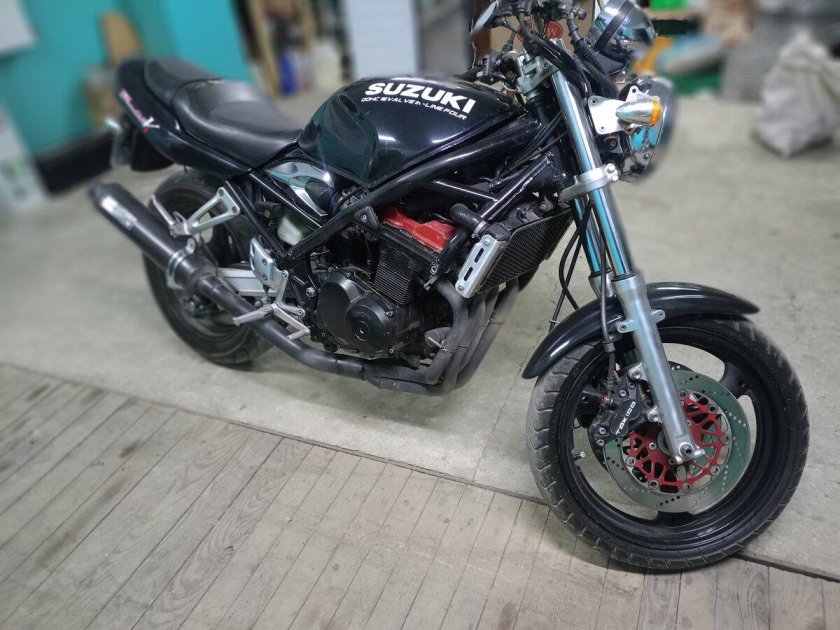 Мотоцикл suzuki bandit 400