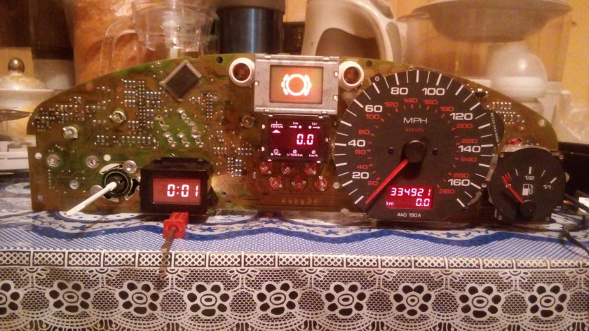Приборная панель Ауди 100 с4