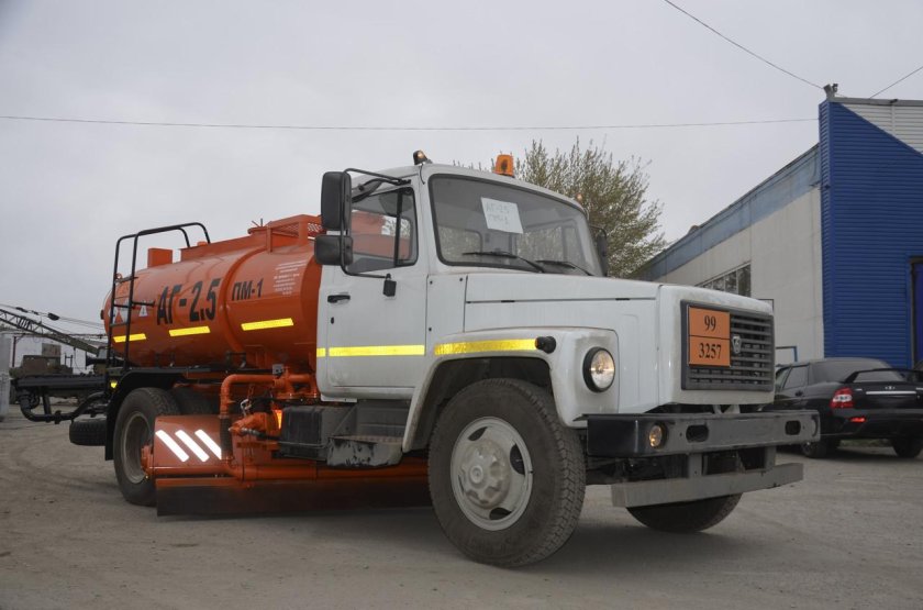 ГАЗ гудронатор