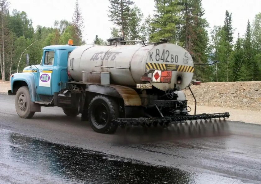 Д-251 автогудронатор