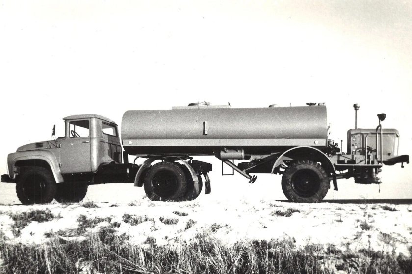 Автогудронатор ДС-53а