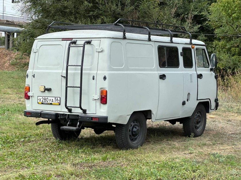 Уаз фургон 3741 буханка