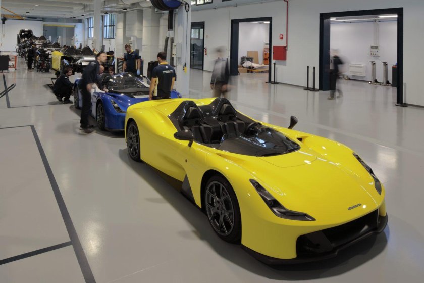 Dallara Stradale 2017 года