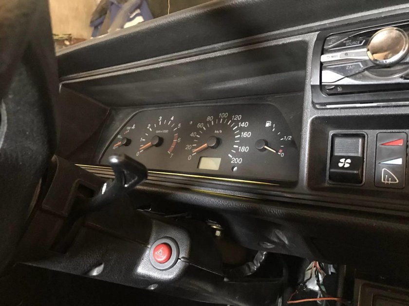 Панель ВАЗ 2105 приборная ВАЗ