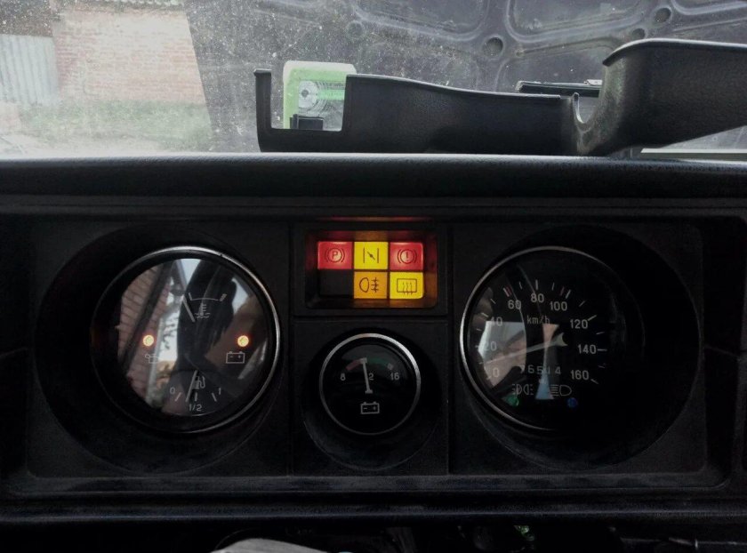 Ранняя приборка ВАЗ 2105