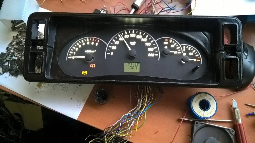 Электронная панель приборов на ВАЗ 2105