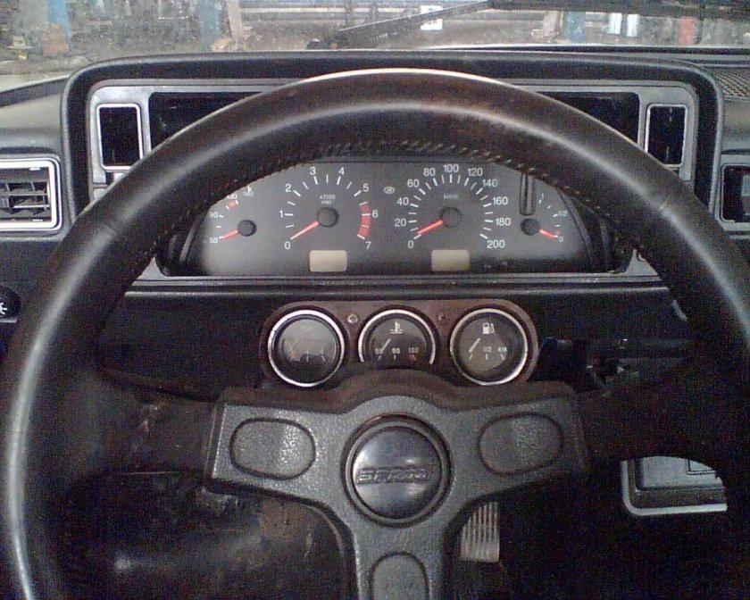 Панель ВАЗ 2105 приборная ВАЗ