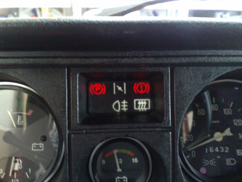 Кнопки ВАЗ 2104