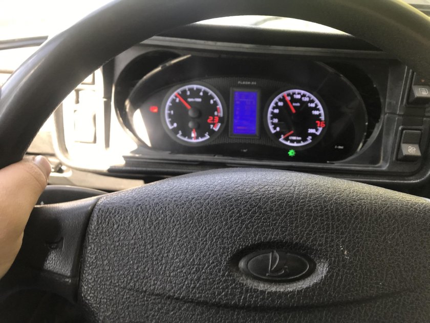 Электронная приборная панель ВАЗ 2105