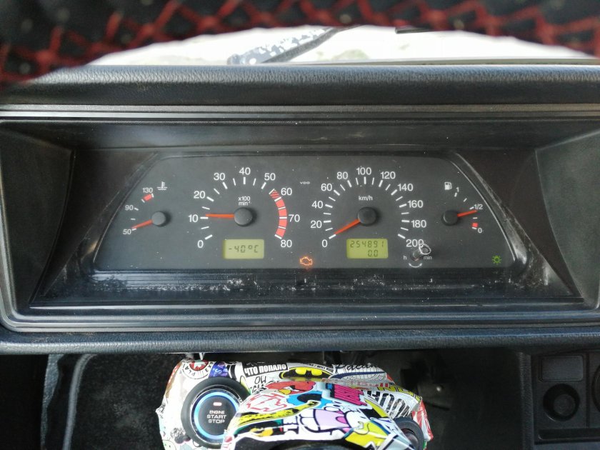 ВАЗ 2105 приборная панель от 2114