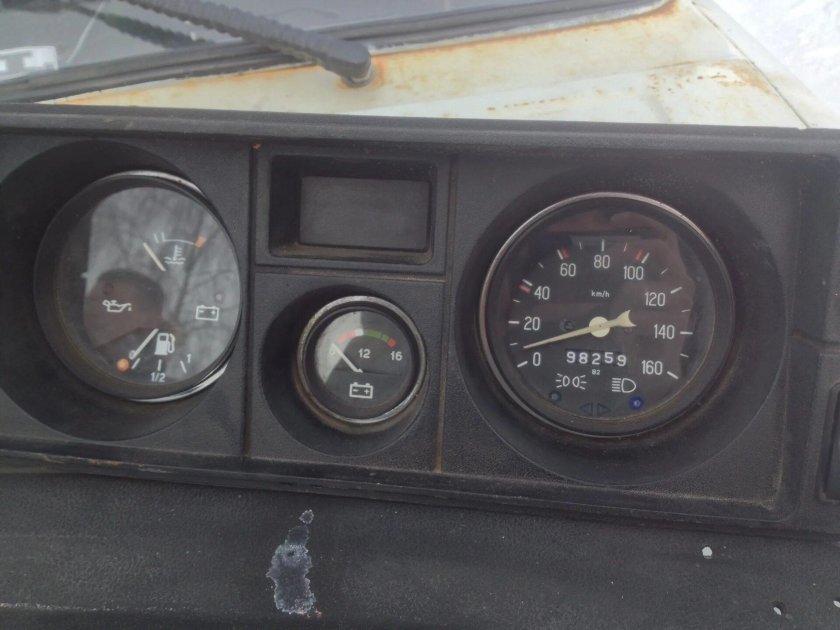 Ранняя приборка ВАЗ 2105