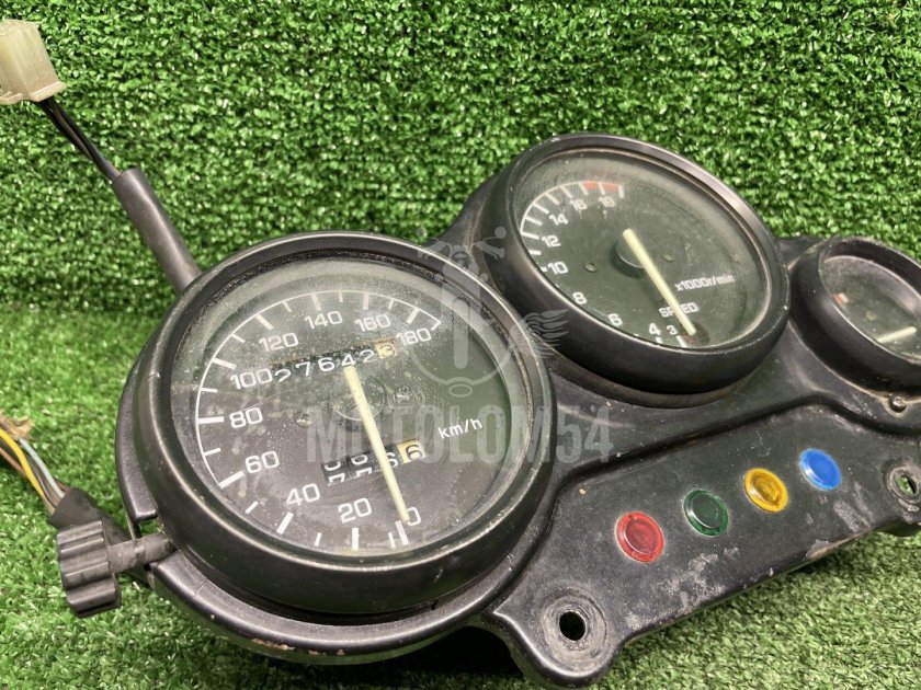 Приборка Ямаха FZR 250