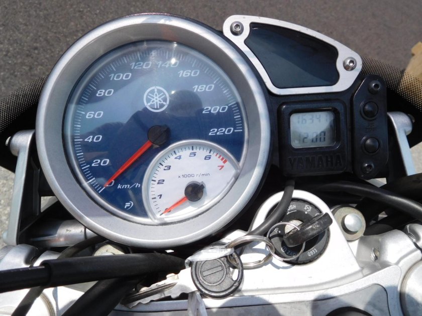 Ямаха БТ 1100