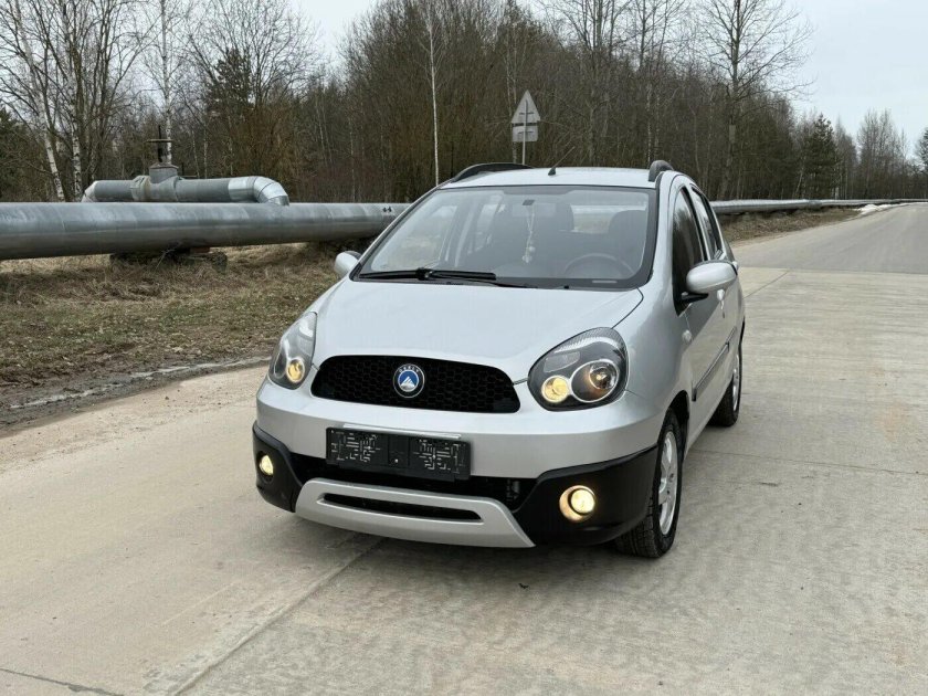 Geely lc cross
