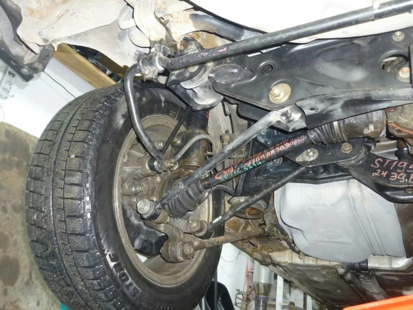 Задняя подвеска Тойота Калдина 4вд