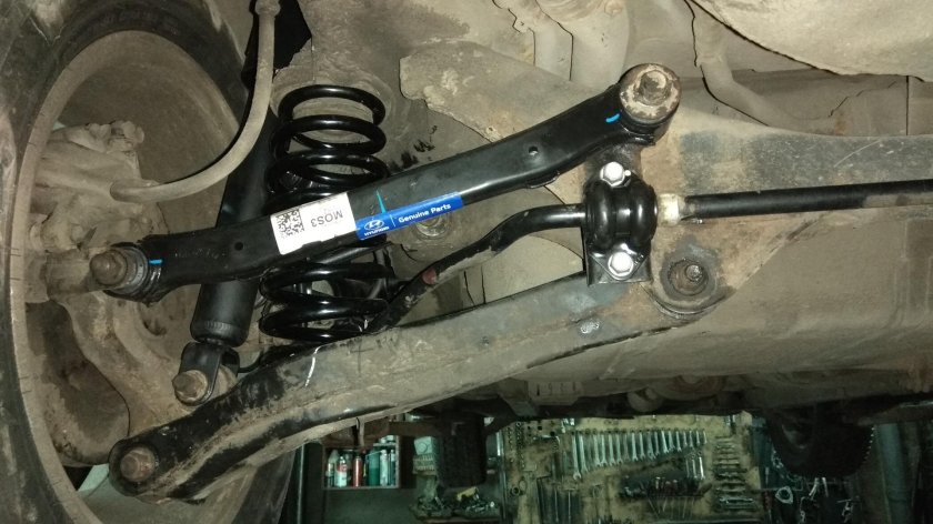 Hyundai Elantra 2008 задняя подвеска