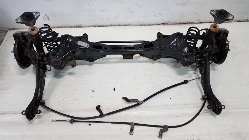 Задняя подвеска Киа СИД 2013 универсал