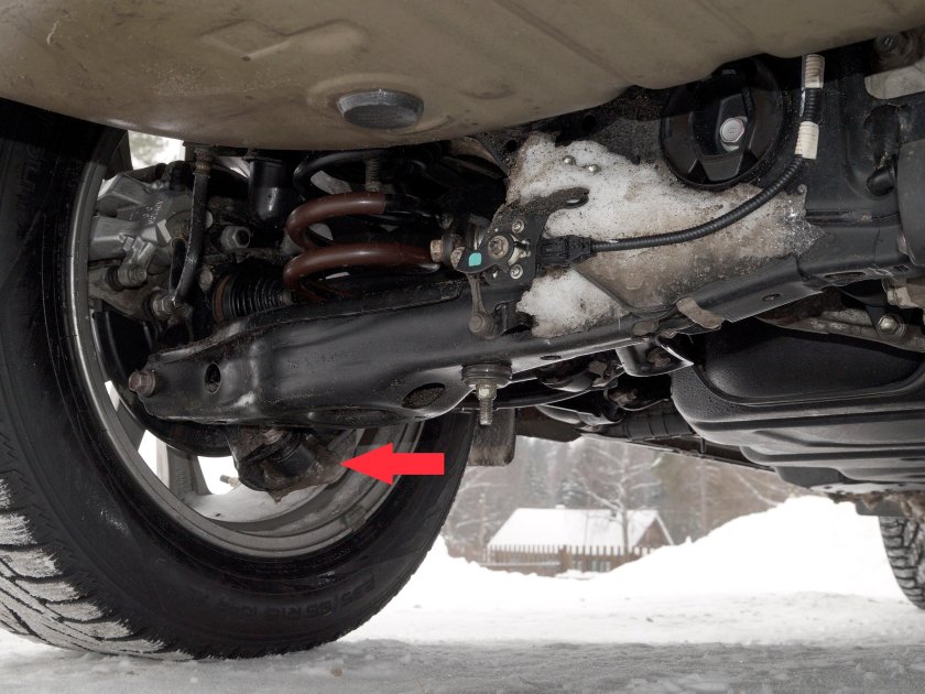 Zadneia podvesca Tayta rav4