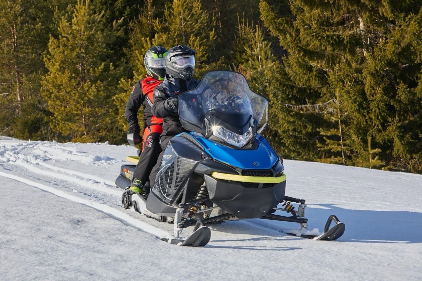 Снегоход Frontier 1000